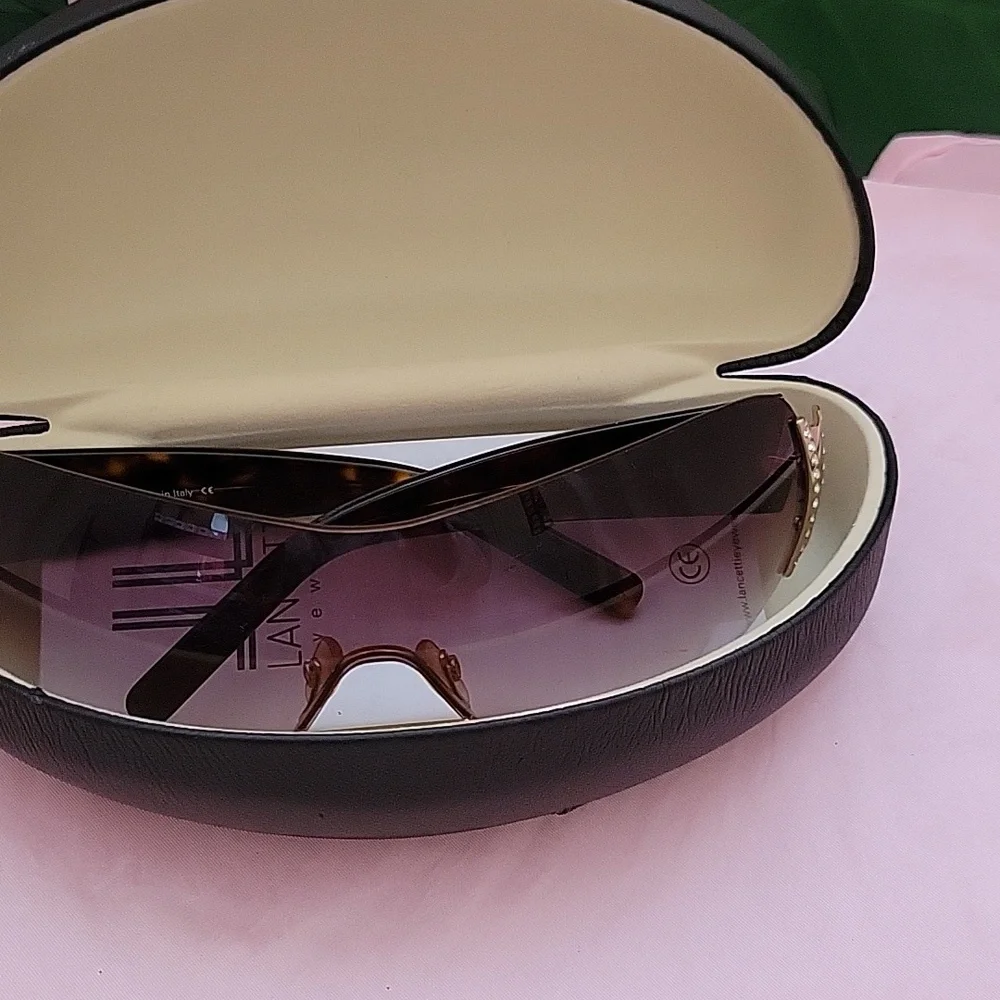 ✨️LANCETTI✨️ Vintage Women's Edgy Yet Sophisticated Sunglasses✨️ - Picture 6 of 8